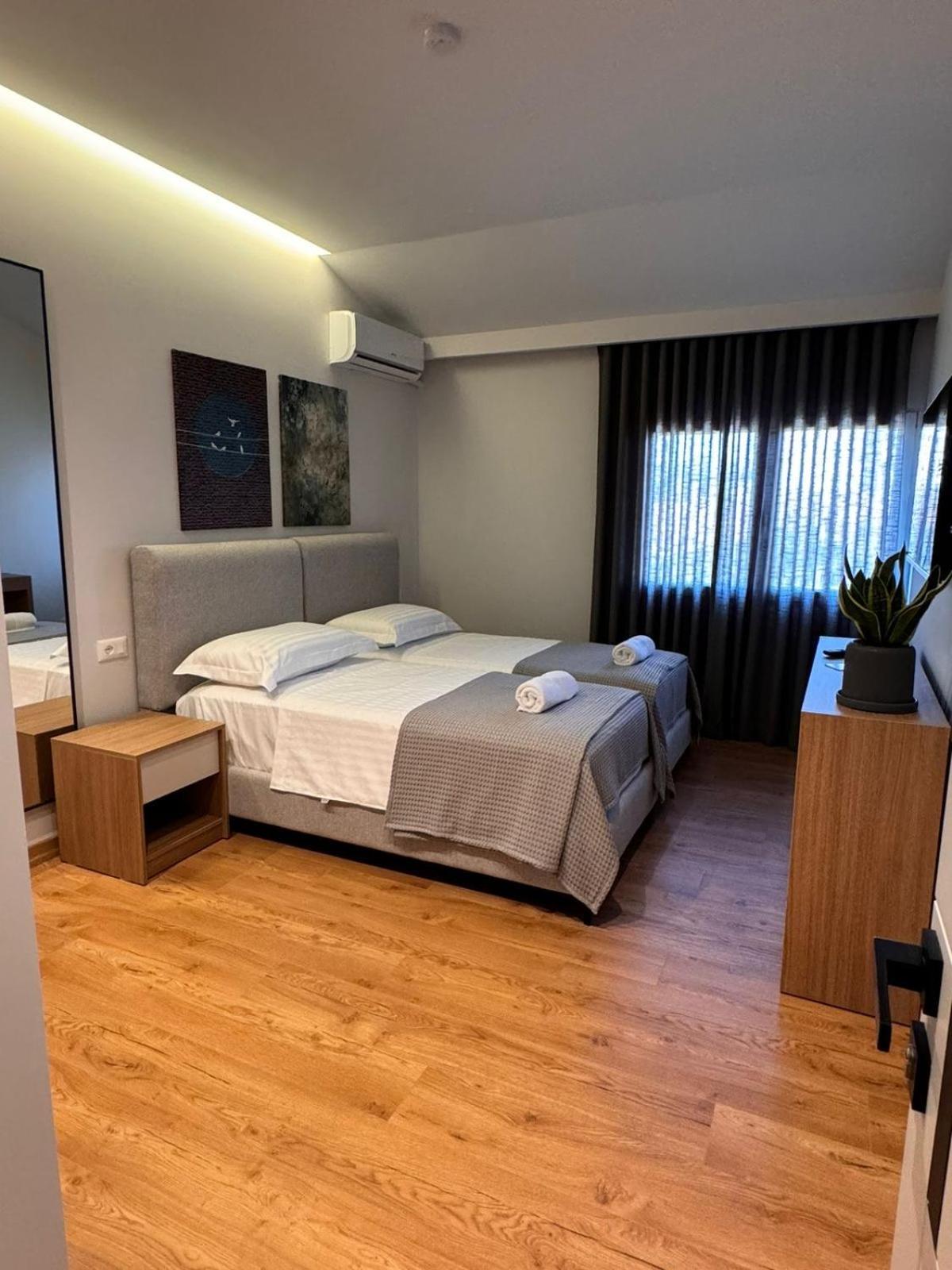 Ferienwohnung Izi Boutique Tirana Exterior foto