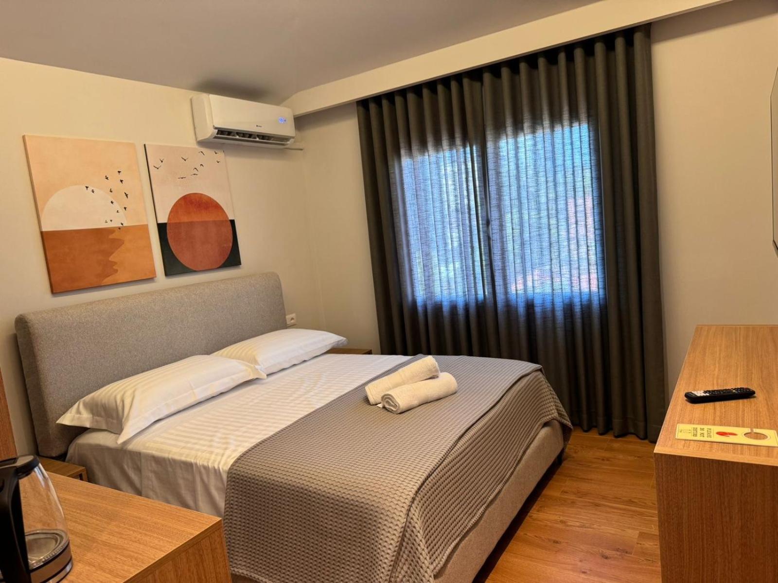Ferienwohnung Izi Boutique Tirana Exterior foto